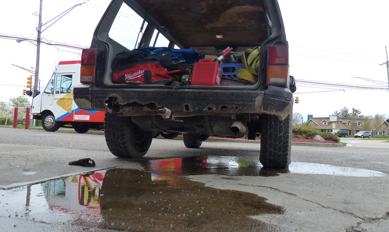 Illustration for article titled Jumps, Crashes, Shitting In A Bucket: This Is Why You Run The Gambler 500 Rally